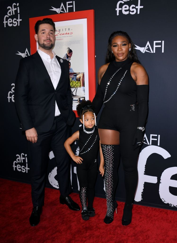 HOLLYWOOD, CALIFORNIA - NOVEMBER 14: (L-R) Alexis Ohanian, Olympia Ohanian Jr, and Serena Williams attend the 2021 AFI Fest Closing Night Premiere of Warner Bros. 