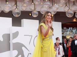 Olivia Wilde Ogah Bahas Isu Perseteruan dengan Florence Pugh