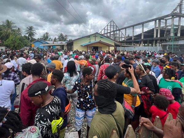 Aksi Warga Papua Geruduk DPRD Mimika