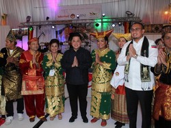 Bareng Erick Thohir, Andre Rosiade Kukuhkan IKM Perwakilan Belanda