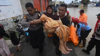 Potret Banjir yang Menerjang Palu, Rumah Terendam-Lansia Dievakuasi