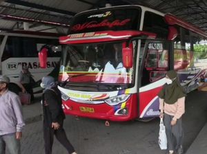 BBM Makin Mahal, Organda NTB Akan Naikkan Tarif Angkutan Umum 20% BBM Makin Mahal, Organda NTB Akan Naikkan Tarif Angkutan Umum 20%