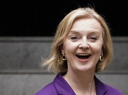 Zelensky Puji PM Baru Inggris Liz Truss, Harapkan Kerja Sama