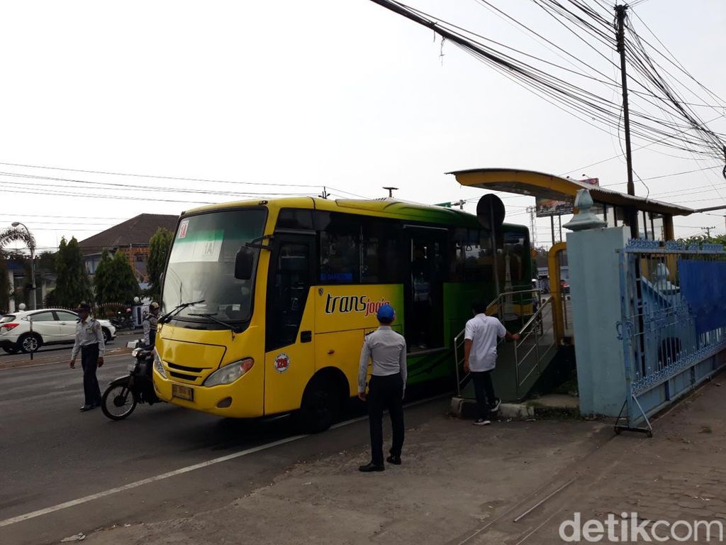 Imbas BBM Naik, Dishub DIY Kurangi Jam Operasional Bus Trans Yogya