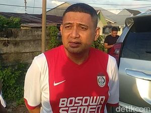 Bos PSM Wanti-wanti Suporter Jangan Bawa Smoke Bomb saat Lawan Persebaya Bos PSM Wanti-wanti Suporter Jangan Bawa Smoke Bomb saat Lawan Persebaya