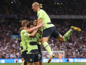 Ratu Elizabeth II Tutup Usia, Premier League Akhir Pekan Ini Ditunda Ratu Elizabeth II Tutup Usia, Premier League Akhir Pekan Ini Ditunda