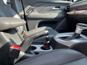 Kenapa Hyundai Stargazer Masih Pakai Rem Tangan Manual?