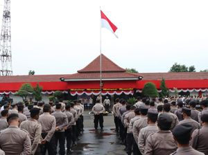 600 Personel Polisi Kawal Massa Demo BBM dari Tangerang ke Jakarta 600 Personel Polisi Kawal Massa Demo BBM dari Tangerang ke Jakarta