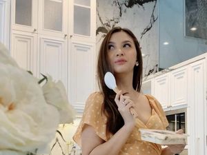 Keseruan Alisia Rininta Saat Bikin Kue hingga Petik Sayur
