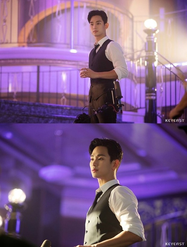 Kim Soo Hyun dan IU sudah berteman sejak drama Dream High dan kembali berada dalam drama The Producers.