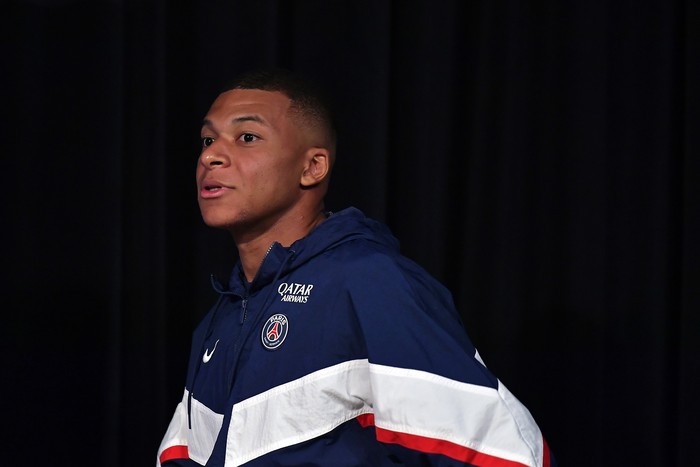 PARIS, FRANCE - SEPTEMBER 05: Kylian Mbappe of Paris Saint-Germain arrives to a press conference ahead of their UEFA Champions League group H match against Juventus at Parc Des Princes on September 05, 2022 in Paris, France. (Photo by Aurelien Meunier - PSG/PSG via Getty Images)