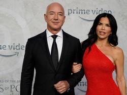 Jeff Bezos Datang ke Bali Bareng Pacarnya?