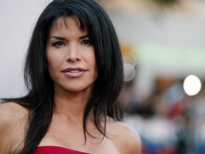 Sosok Wanita yang Bikin Orang Terkaya di Dunia Tinggalkan Istrinya