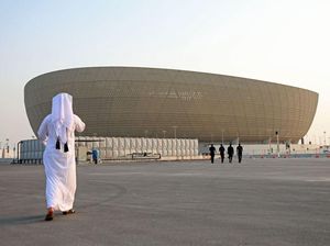 Sekuriti Piala Dunia Meninggal Dunia Usai Jatuh di Stadion Lusail Sekuriti Piala Dunia Meninggal Dunia Usai Jatuh di Stadion Lusail