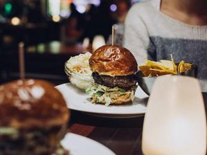 Pelit Banget! 7 Orang Ini Rela Menahan Lapar Hanya Demi Berhemat Pelit Banget! 7 Orang Ini Rela Menahan Lapar Hanya Demi Berhemat