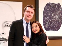 Kisah Wanita Viral Dinikahi Bule Norwegia Ganteng, Bikin Warganet Baper