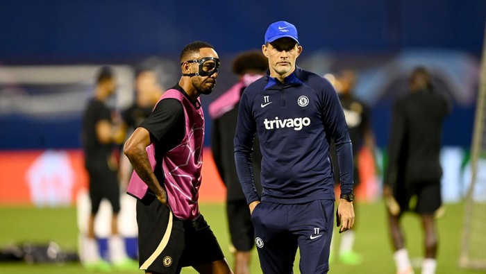 ZAGREB, CROATIA - SEPTEMBER 05: Pierre-Emerick Aubameyang and Thomas Tuchel of Chelsea during a training session ahead of their UEFA Champions League group E match against Dinamo Zagreb at Stadion Maksimir on September 5, 2022 in Zagreb, Croatia. (Photo by Darren Walsh/Chelsea FC via Getty Images)