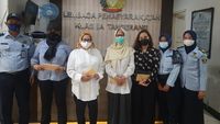 Pinangki hingga Zumi Zola, Daftar Koruptor Bebas Bersyarat Hari Ini