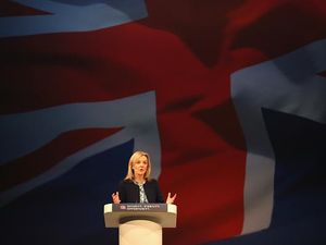 PM Inggris Liz Truss Tunjuk Jeremy Hunt Jadi Menkeu, Gantikan Kwasi Kwarteng PM Inggris Liz Truss Tunjuk Jeremy Hunt Jadi Menkeu, Gantikan Kwasi Kwarteng