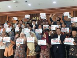 Protes Harga BBM Naik, Fraksi PKS Walk Out dari Paripurna DPR!