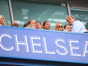 Musim Dingin yang Panas di Chelsea Musim Dingin yang Panas di Chelsea