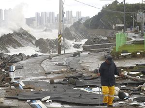 Begini Dampak Topan Hinnamnor yang Terjang Korsel, Rusak di Mana-mana Begini Dampak Topan Hinnamnor yang Terjang Korsel, Rusak di Mana-mana