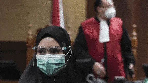 10 Tokoh Koruptor yang Bebas Bersyarat, Pinangki-Suryadharma Ali