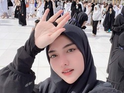 Anggy Novia Berbagi Pengalaman Dilamar 2 Pria Arab saat Umrah