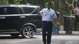 Anies Bawa Map Biru Penuhi Panggilan KPK soal Formula E