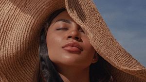 5 Artis Indonesia Disebut Punya Bibir Seksi