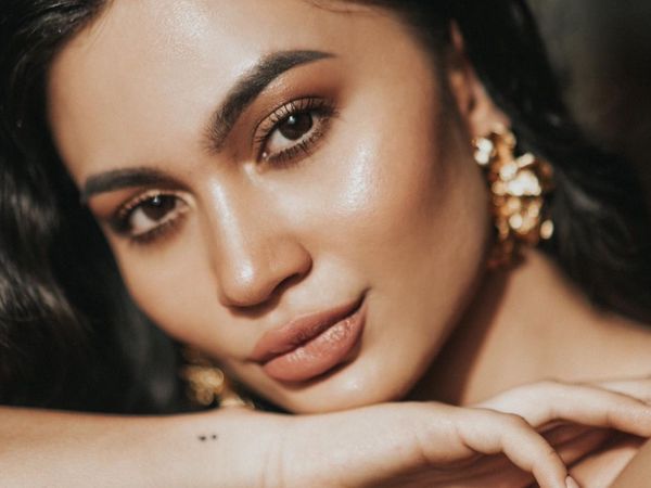 7 Foto Close Up Wajah Ariel Tatum yang Sering Disorot, Ada yang Hasil Oplas