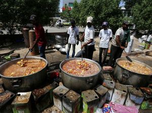 Begini Suasana Dapur Umum untuk Korban Banjir Pakistan Begini Suasana Dapur Umum untuk Korban Banjir Pakistan