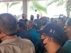 Detik-detik Bupati Mimika Tersangka Korupsi Pembangunan Gereja Ditangkap KPK