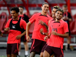 Firmino yang Nerimo soal Persaingan dengan Nunez