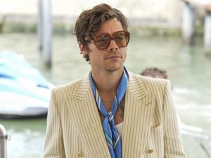 Menang AMAs 2022, Simak 6 Fakta Harry Styles dari Phobia hingga Band Lama Menang AMAs 2022, Simak 6 Fakta Harry Styles dari Phobia hingga Band Lama