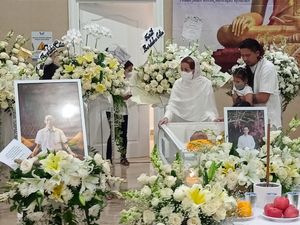 Abu Jenazah Reza Gunawan Akan Dititipkan ke Wihara Abu Jenazah Reza Gunawan Akan Dititipkan ke Wihara