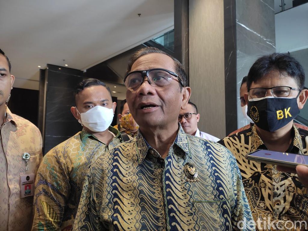 Bjorka Bocorkan Data Pribadinya, Mahfud Md Bilang Gini Bjorka Bocorkan Data Pribadinya, Mahfud Md Bilang Gini