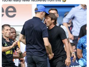 Tuchel Dipecat Chelsea, Netizen Bilang Letoy Usai Duel dengan Conte Tuchel Dipecat Chelsea, Netizen Bilang Letoy Usai Duel dengan Conte