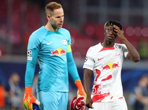 Momen Blunder Konyol Kiper Leipzig, Berujung Gol di Liga Champions