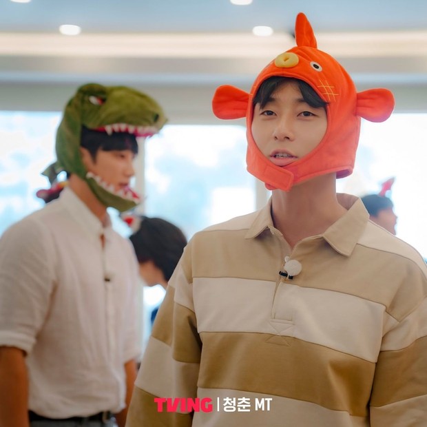 Potret Park Seo Joon dalam acara ragam Youth MT/ Foto: instagram.com/tving.official Potret Park Seo Joon dalam acara ragam Youth MT