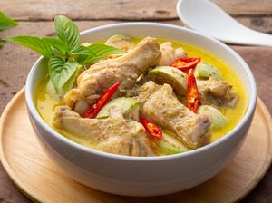 3 Rsep Kari Ayam dan Sayuran Berkuah Gurih dengan Rempah Komplet 3 Rsep Kari Ayam dan Sayuran Berkuah Gurih dengan Rempah Komplet