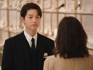 Song Joong Ki Sampaikan Ucapan Duka untuk Korban Gempa Cianjur