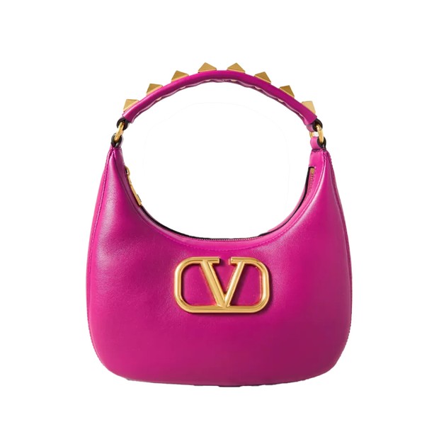 Tren model tas berhias manik-manik dan metal