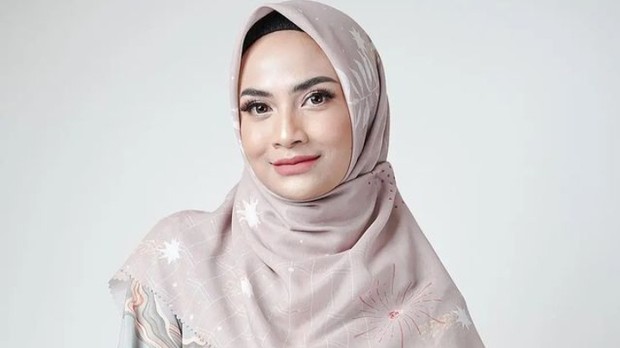 Vanessa Angel/Foto: Instagram.com/fashion.vanessaangel Deretan artis yang ditahan saat punya bayi