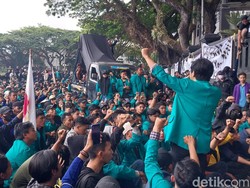 BEM Malang Raya Demo Tolak BBM Naik-Tuntut Proyek Nasional Disetop