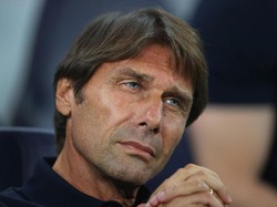 Tuchel Dipecat Chelsea, Conte Tak Peduli