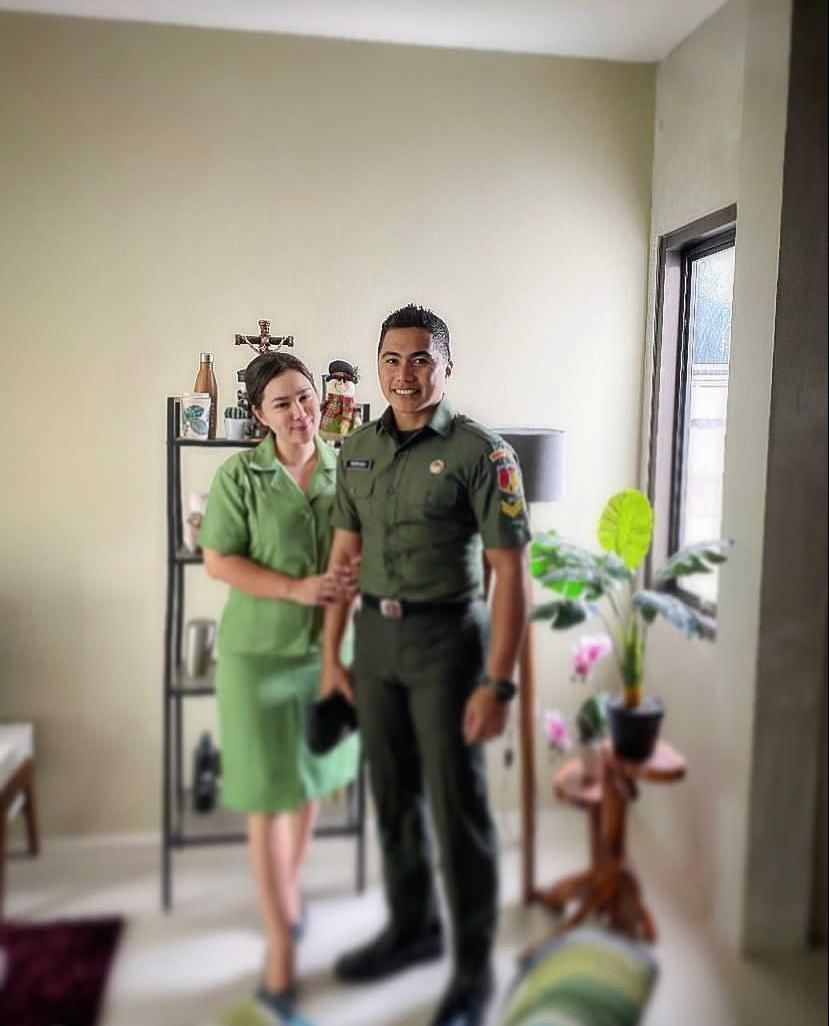 Aprilio Manganang dan Claudia