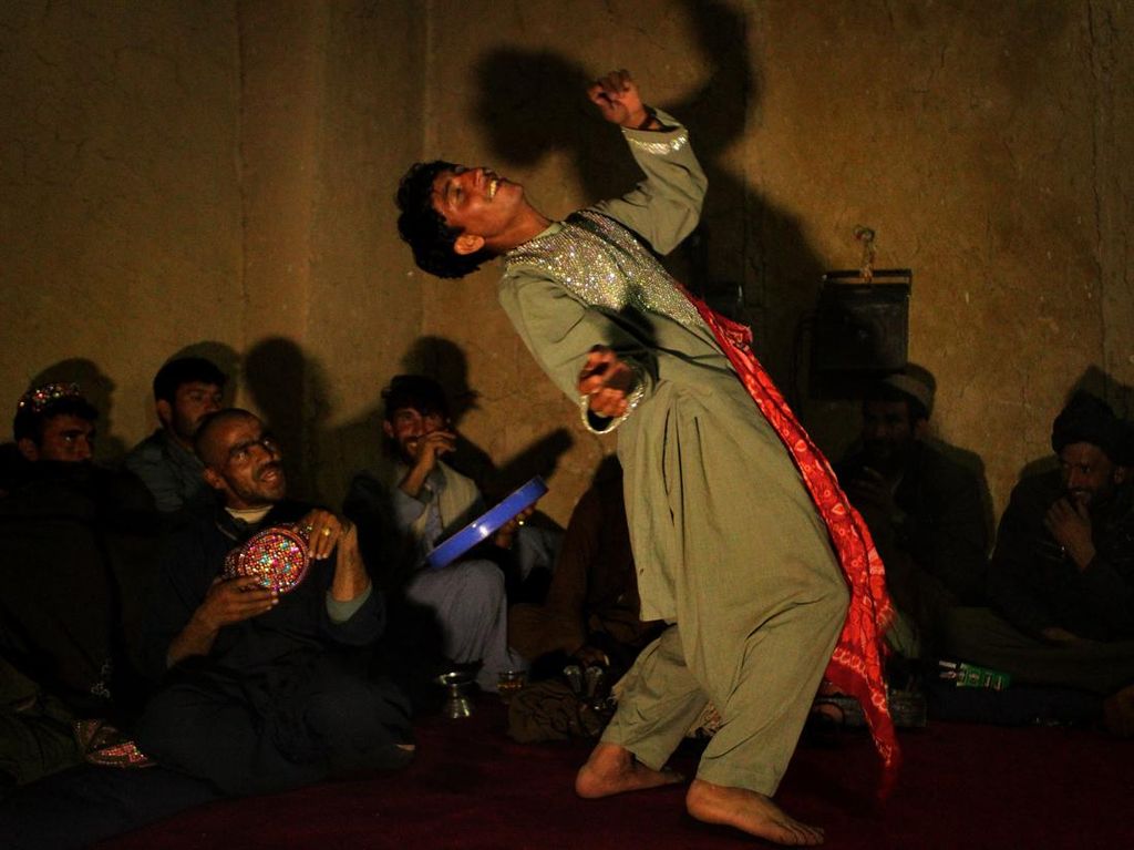 Tradisi Gelap Afghanistan, Bocah Lelaki Jadi Budak Seks Pria Dewasa