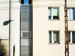Sempit Banget! Rumah Ini Lebarnya Cuma 1 Meter Sempit Banget! Rumah Ini Lebarnya Cuma 1 Meter