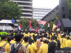 Ada Demo di Semarang, Jalan Pahlawan Berlaku Contra Flow